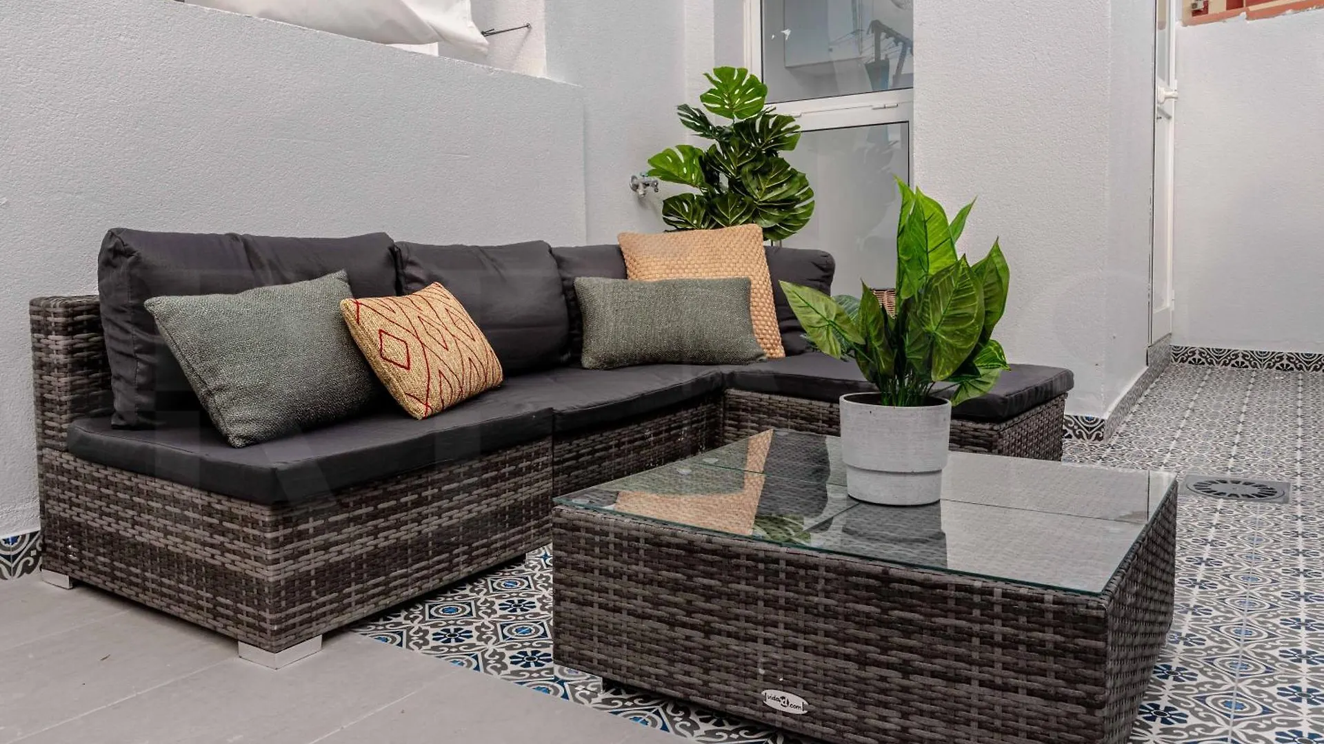 Rooftop Apartment & Private Jacuzzi In The Center By Rems Màlaga